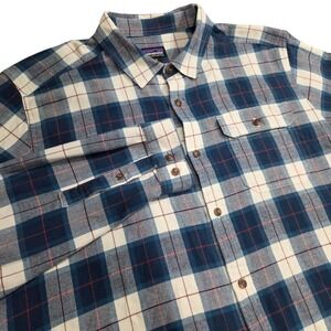 Patagonia Flannel Button Front Shirt Mens XL White Blue Plaid Western Hiking